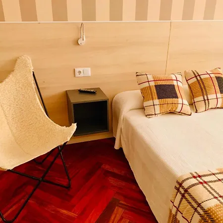 Family & Groups Space, Santiago Center - No Kitchen Apartmán *