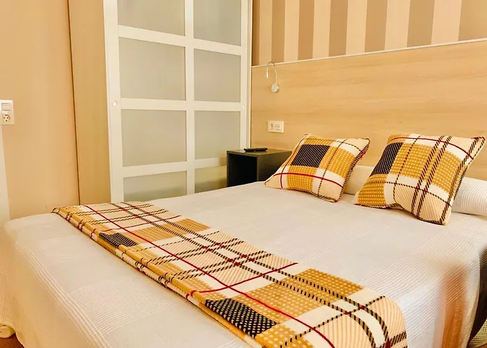 アパート Family & Groups Space, Santiago Center - No Kitchen サンティアゴ・デ・コンポステーラ